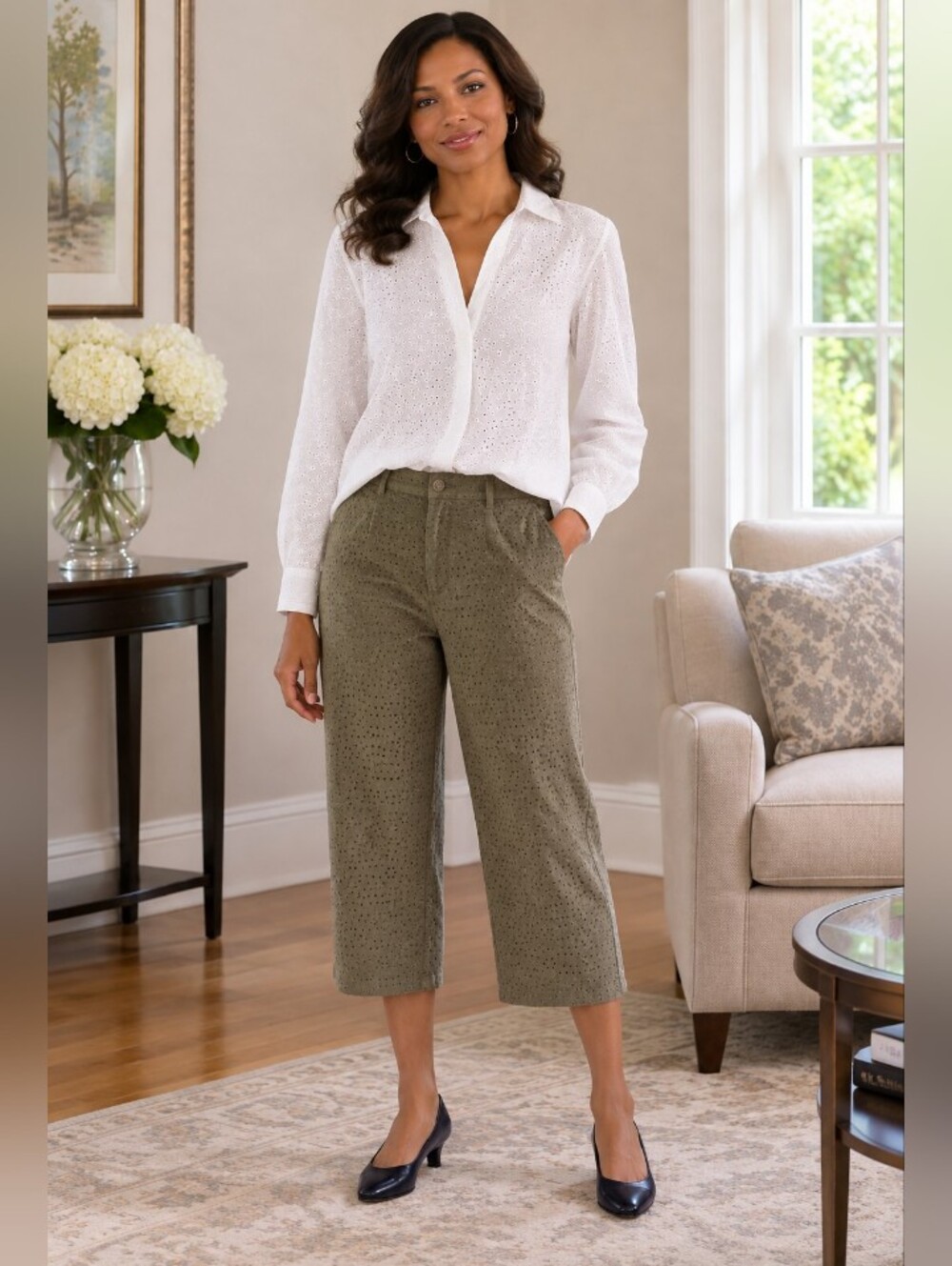 Burberry Olive Eyelet Fully Lined Capri- Size: USA-6, UK- 8 - NWT - Vintage